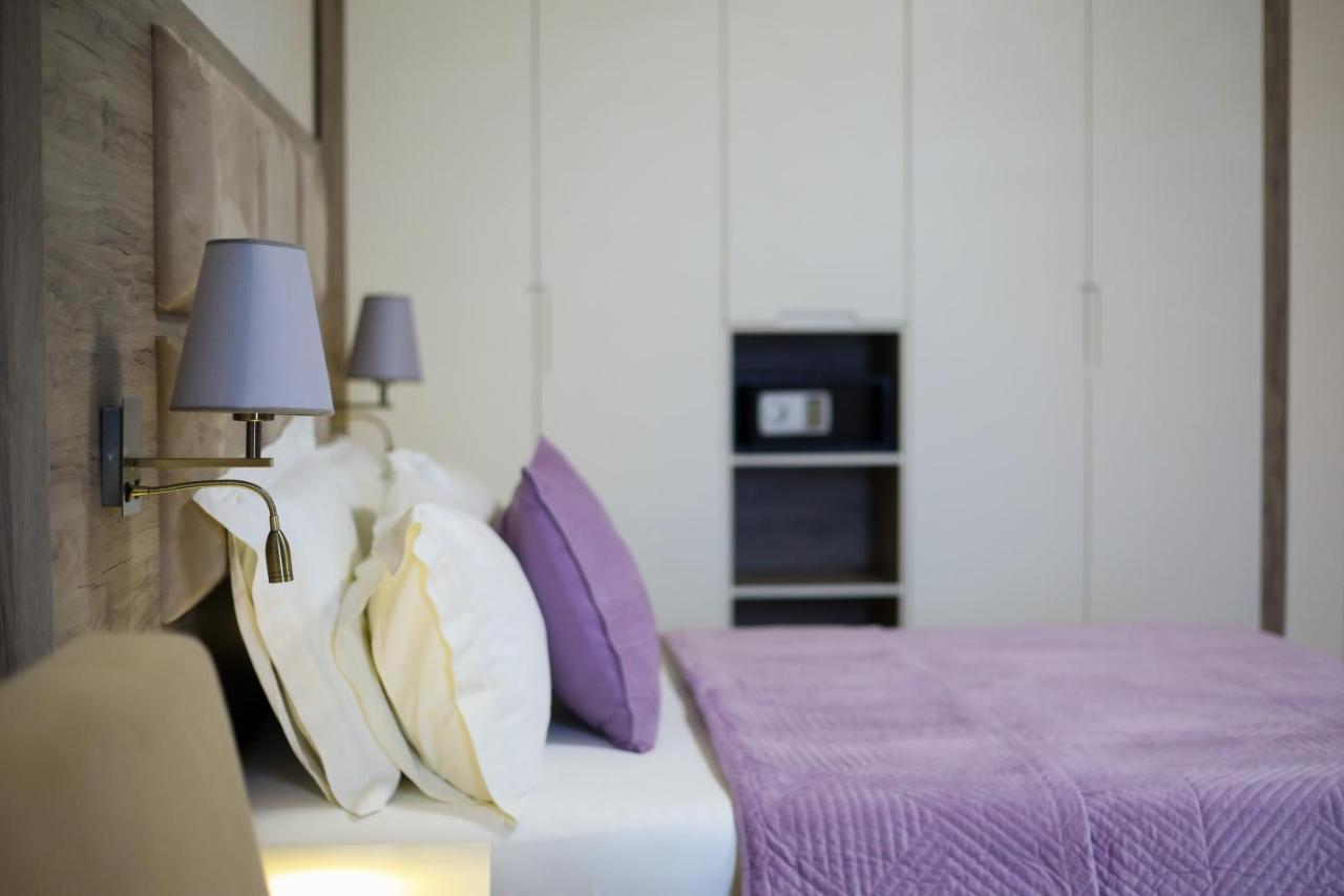 Hotel Vd Roleks Vlore Phòng bức ảnh