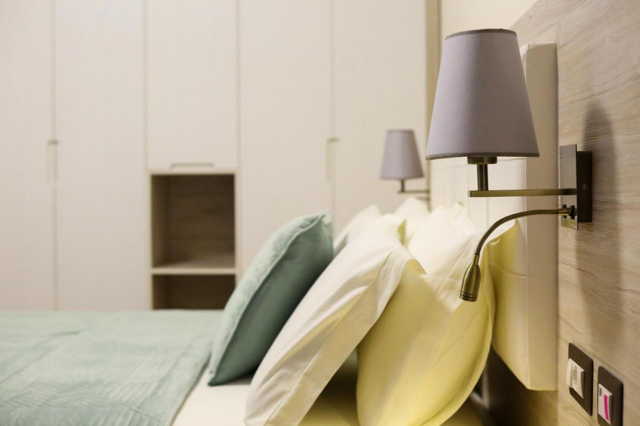 Hotel Vd Roleks Vlore Phòng bức ảnh